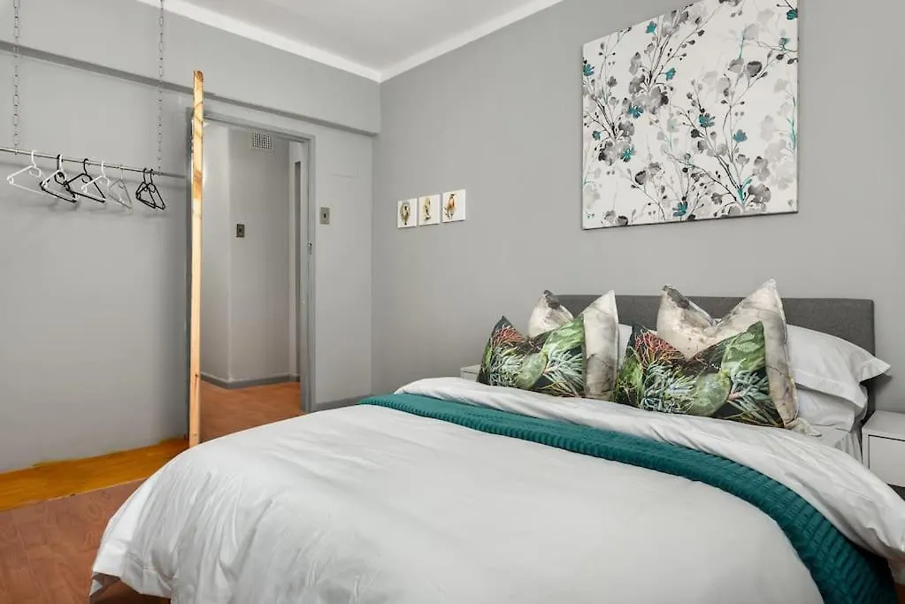 Apartment The Crazy Central Cape Town